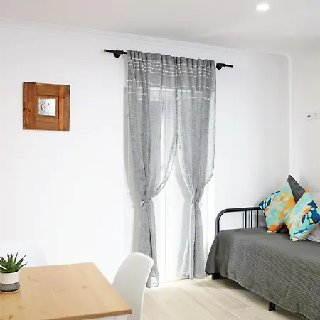 Casa Do Azulejo - Orange ペニシェ